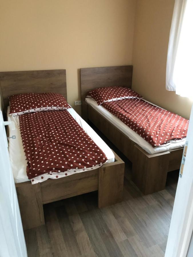 Dunasor1 Apartman Domsod Экстерьер фото